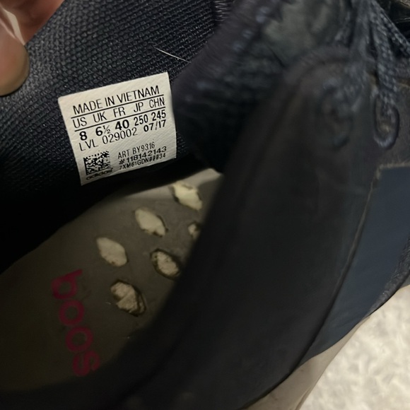 Adidas boost sneakers - Picture 7 of 10